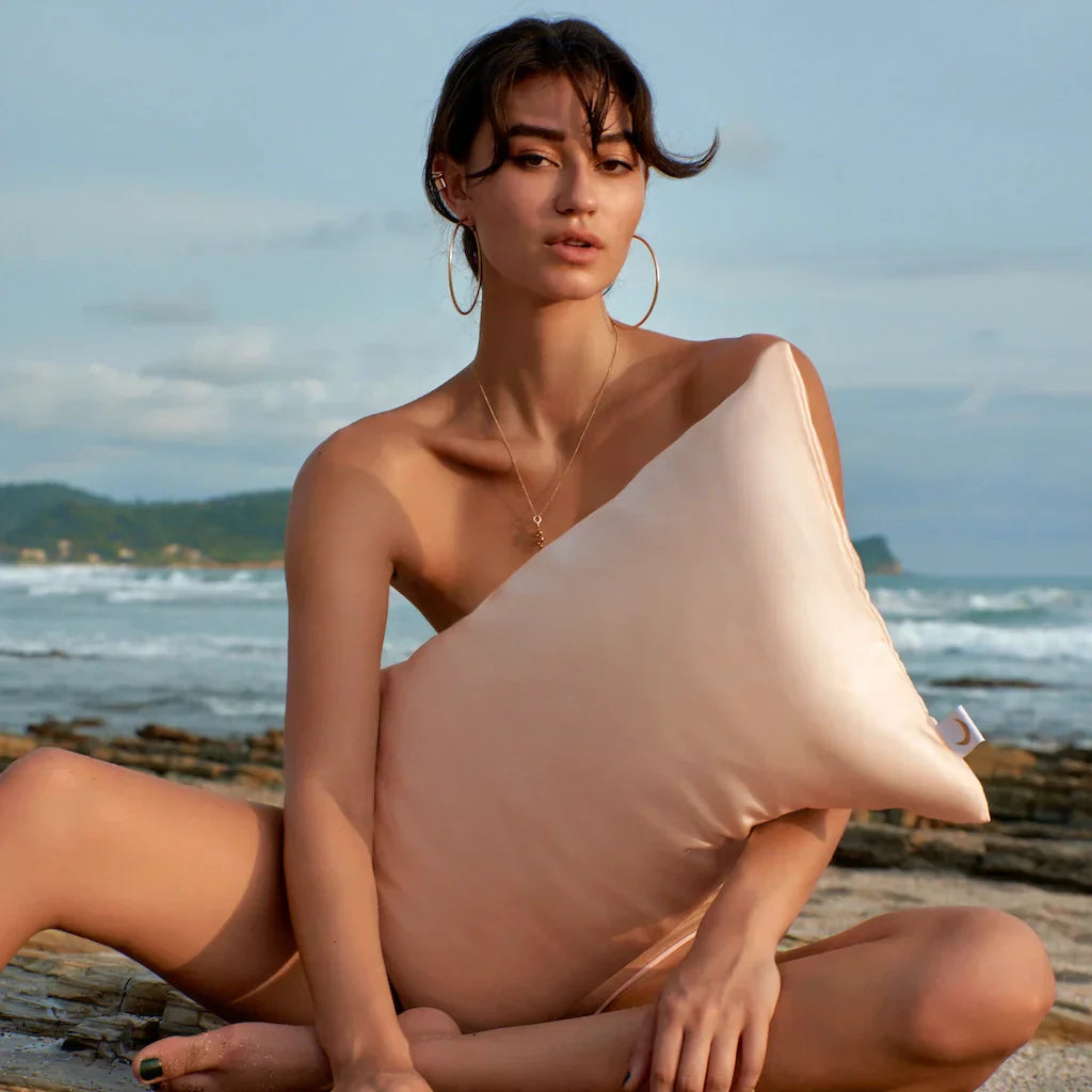 How to stay cool at night silk pillowcase
