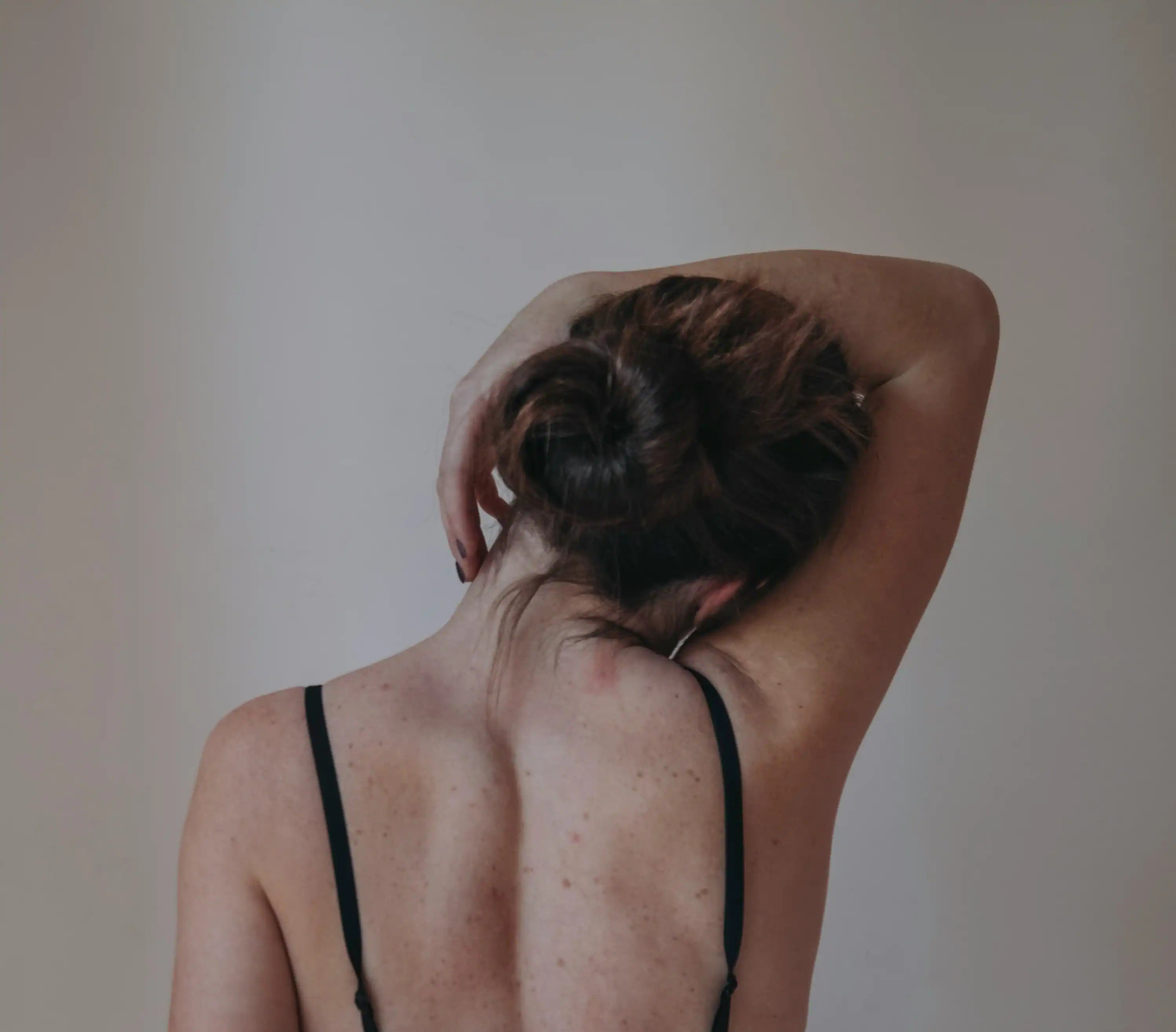 Waking Up With Neck Pain? Causes & Fixes